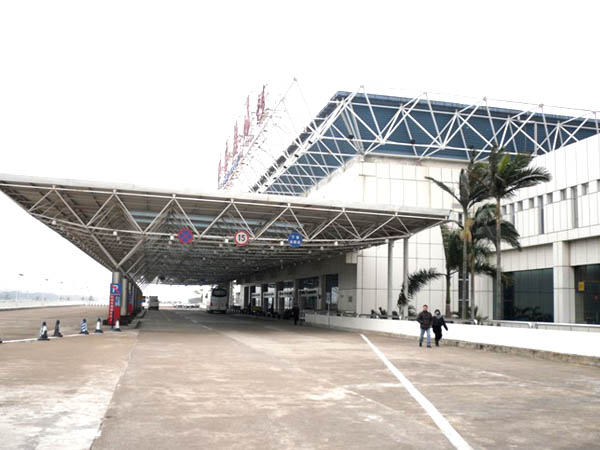 青海汽车站网架实例